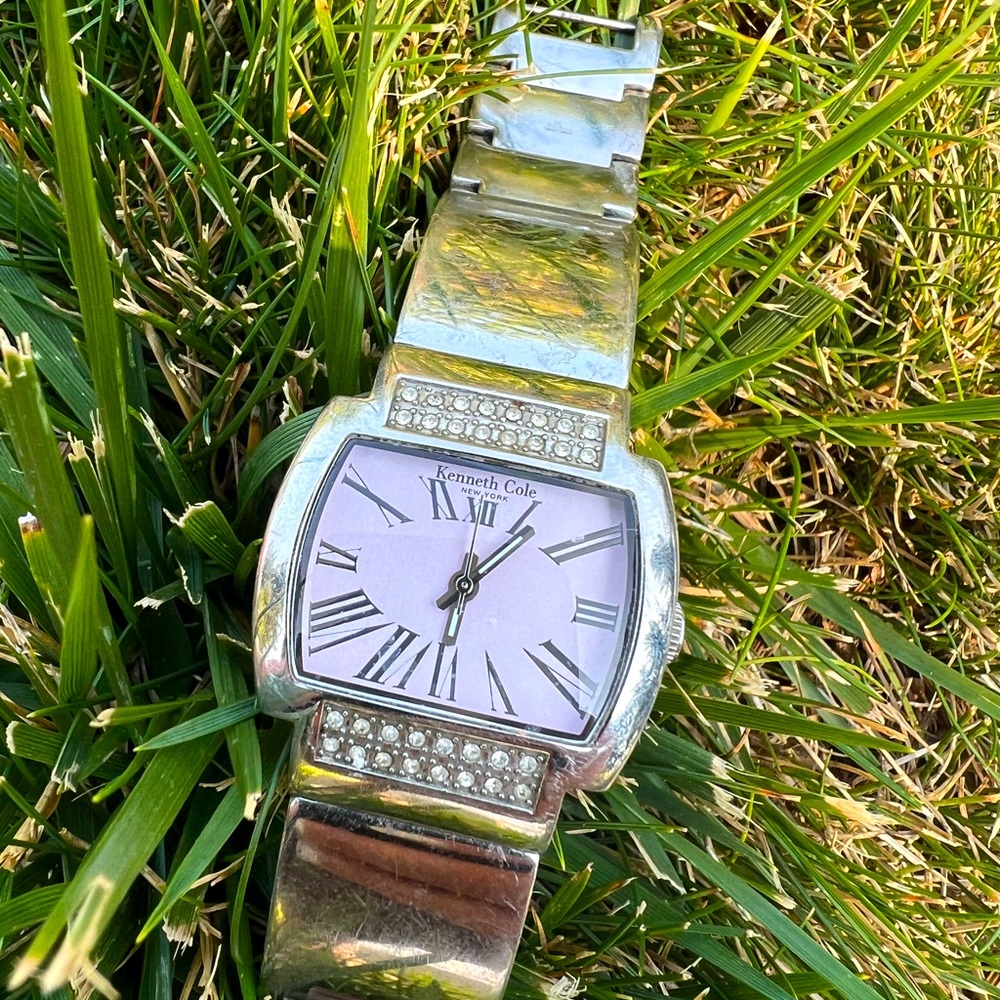 Kenneth Cole Pink Face Silver Watch